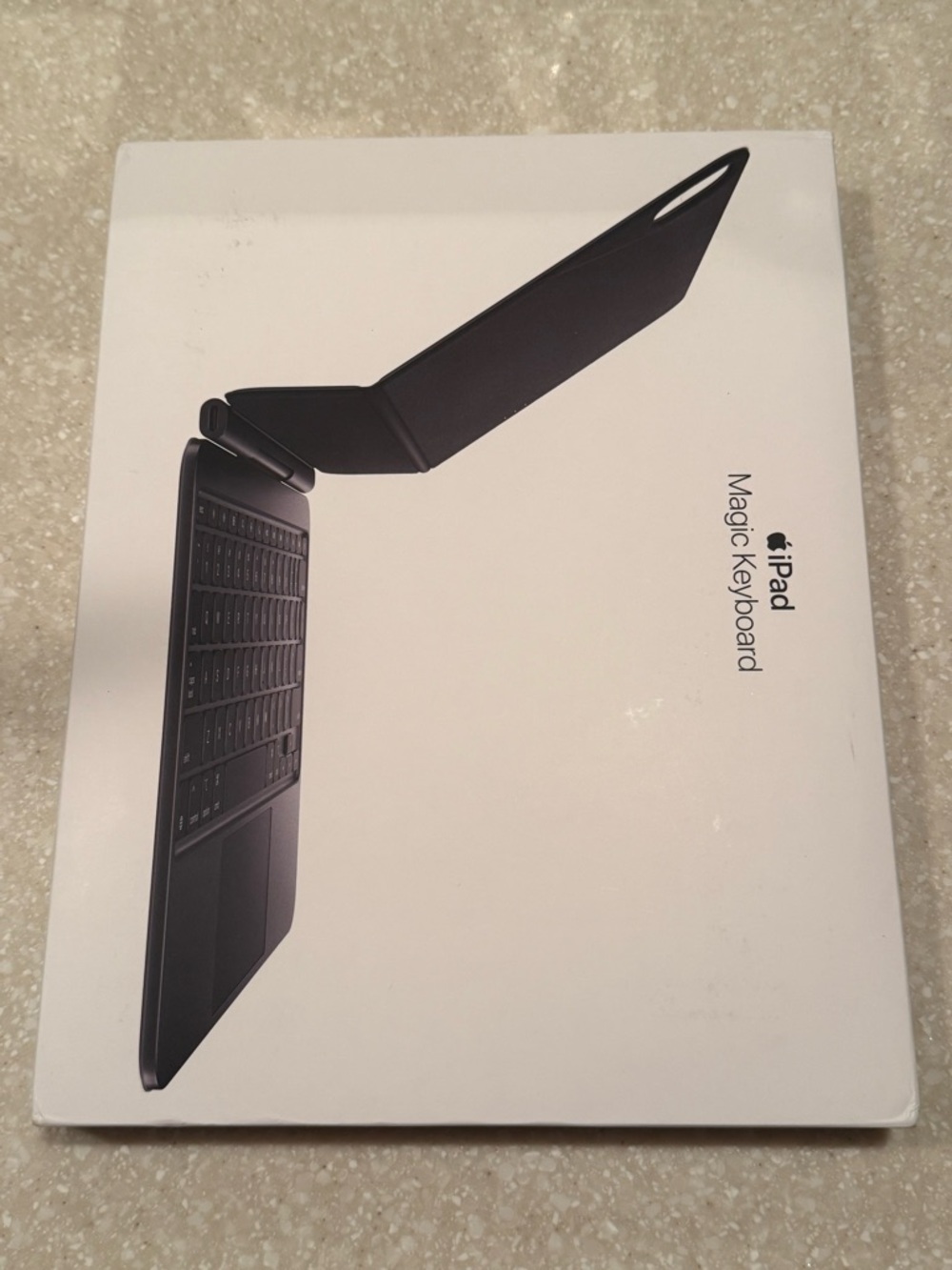 Apple Magic Keyboard for iPad box